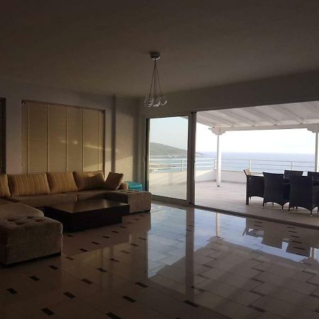 Sea Front Penthouse Sarandë Exterior foto